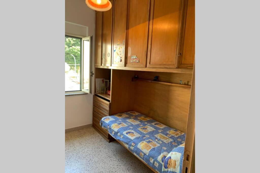 Casa Vacanze Autonoma Brevi Periodi 维博瓦伦蒂亚 外观 照片